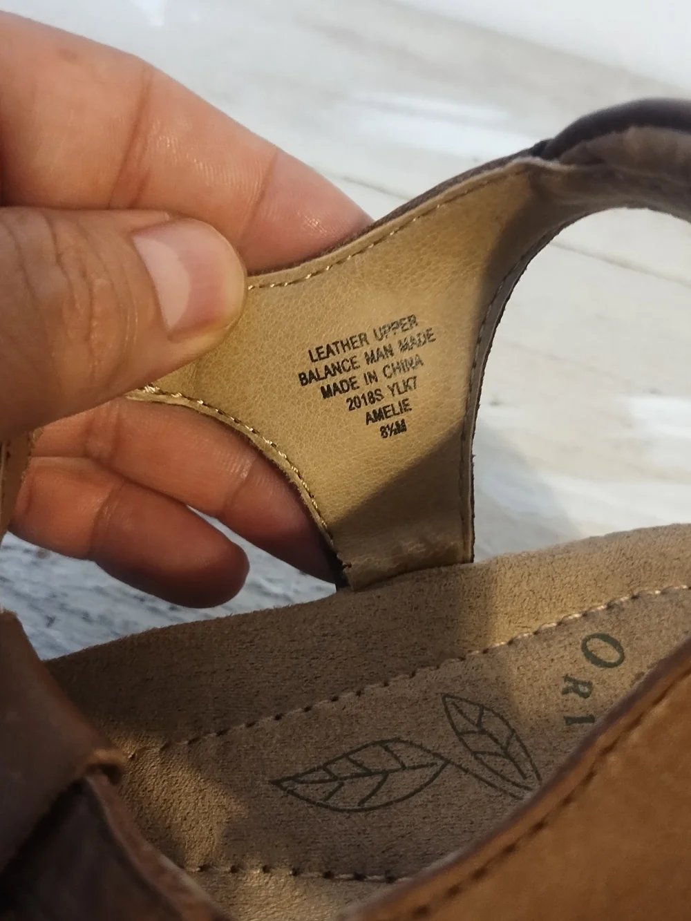 Earth Origins weiltek system Women Brown Leather Strappy Comfort Sandals Size8.5